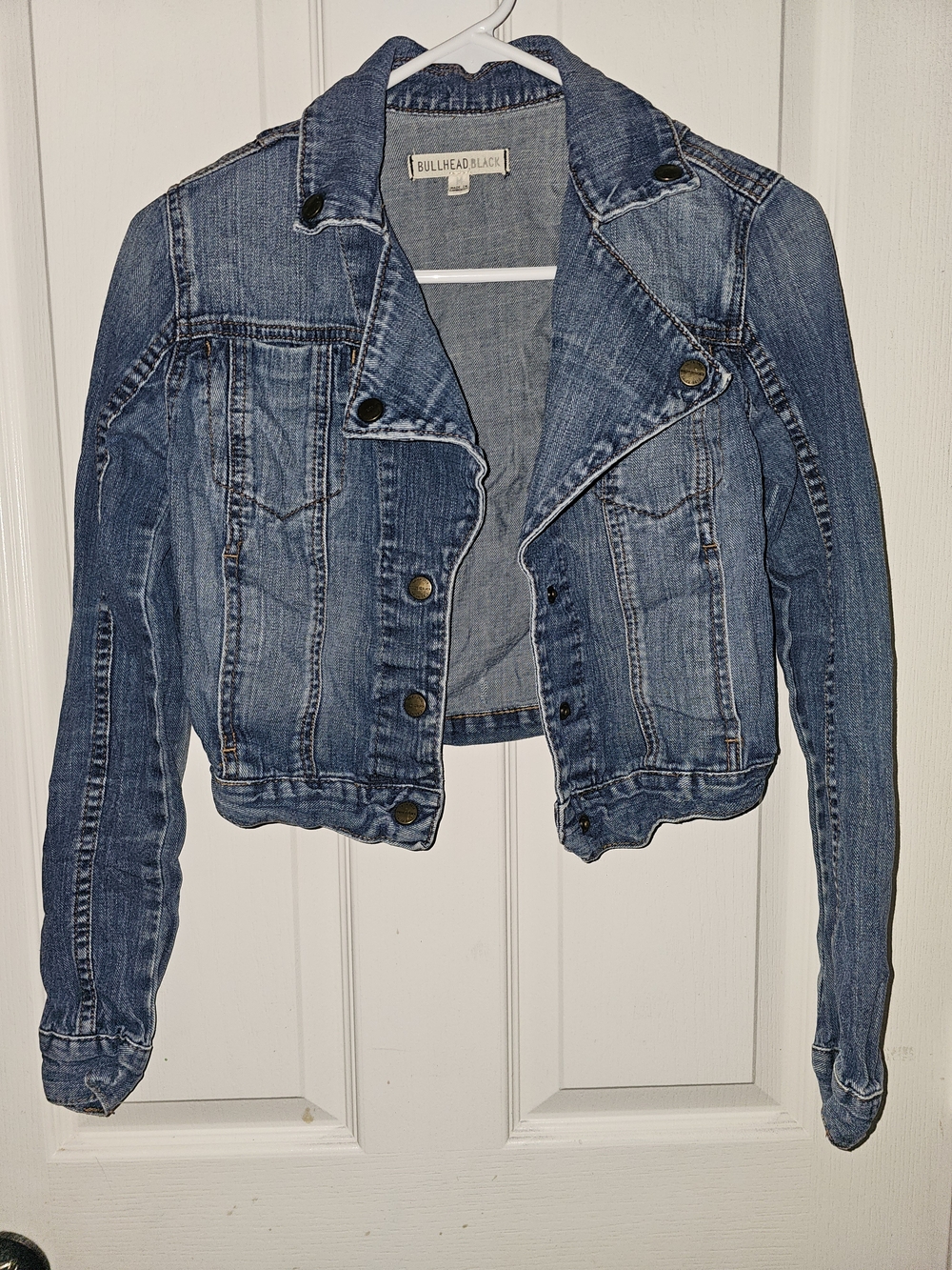 Bullhead Faded Blue Cropped Denim Jacket - Women's
